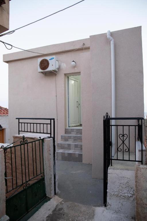 דירות Neapoli Voion Sea View House Matina מראה חיצוני תמונה